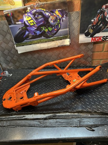 Ktm duke 125 rear - duke, 17-23