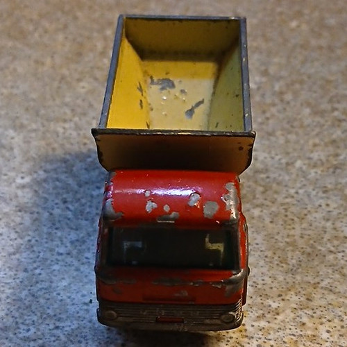Matchbox gmc tipper - matchbox, dump