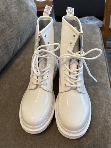 Doc martens women s patent - dr., women's