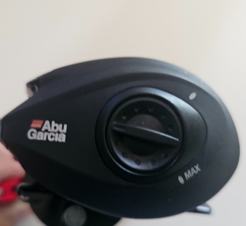 Abu garcia black max reel - garcia,