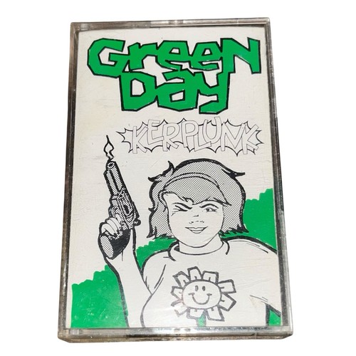 Vintage 90s 1992 green - vintage,