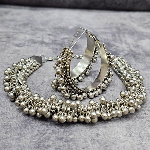 Silver tone metal - tone,