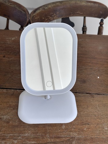 Led makeup mirror lighted - makeup, mirror,