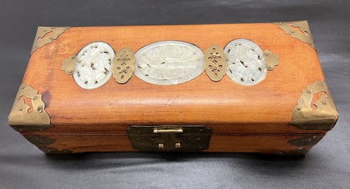 Vintage chinese wood jewelry - vintage,