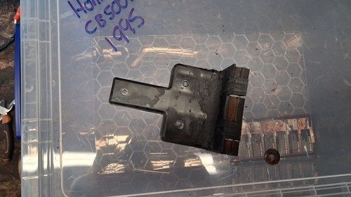 Honda cb500 seat catch bracket - catch,
