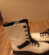 UGG Sheena White Black