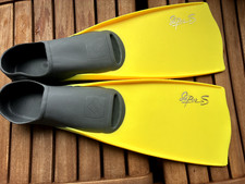 Swimming Flippers - Snorkeling Fins - Super S Full Pocket - Small - Child size