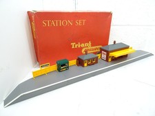 OO GAUGE HORNBY TRIANG R81