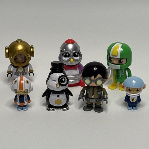 Ryan world figures - x, 7