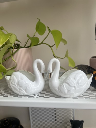 Pair white vintage - white, floral