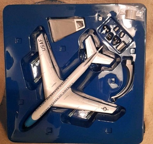 Corgi aa32901 boeing - boeing, 707