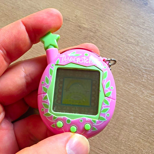 Genuine tamagotchi connection - genuine,