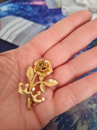 Vintage gold tone rose - rose, and