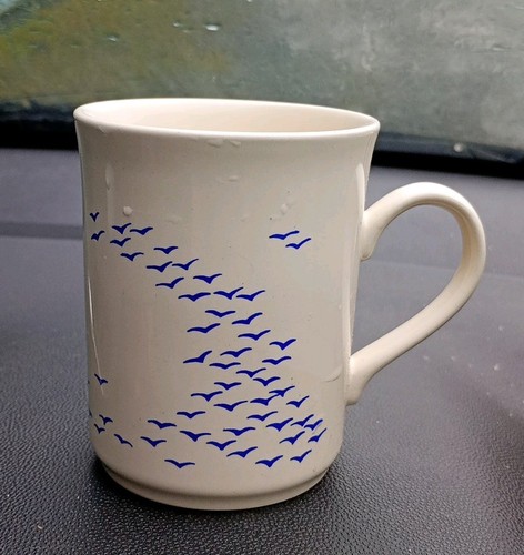 Vintage 1980 mug - vintage, cream
