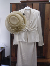 gorgeous mother of the bride gina bacconi outfit and hat size 10