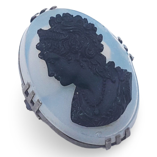 Antique cameo brooch - antique,