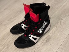 Lonsdale Barnburner sparring