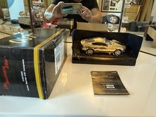 Corgi James Bond 40th Anniversary GoldAston Martin V12 Vanquish 1:36 Model Car