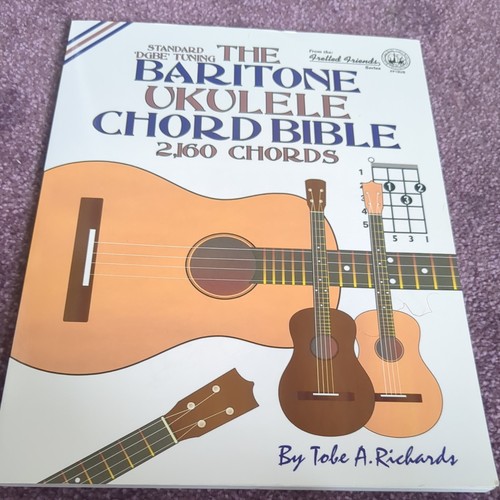 The baritone ukulele chord - the,