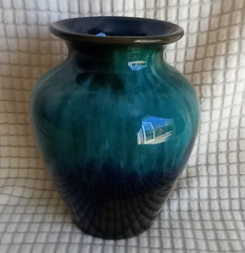 Vintage small pocelain green
