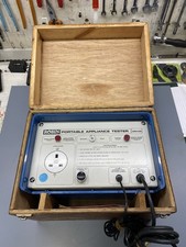 Robin Vintage Pat Portable