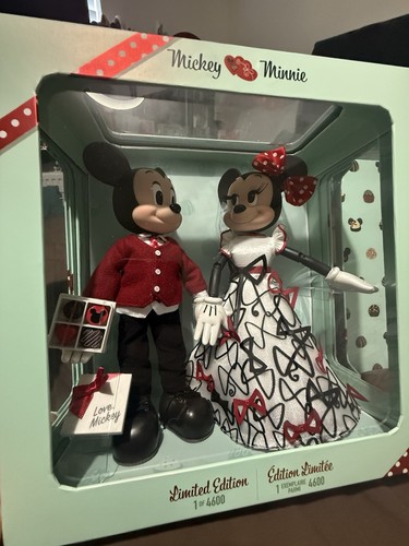 Disney mickey mouse - mickey, minnie