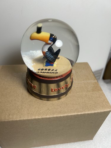Guinness toucan balancing - guinness,