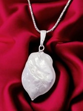 Baroque keshi  Pearl Pendant