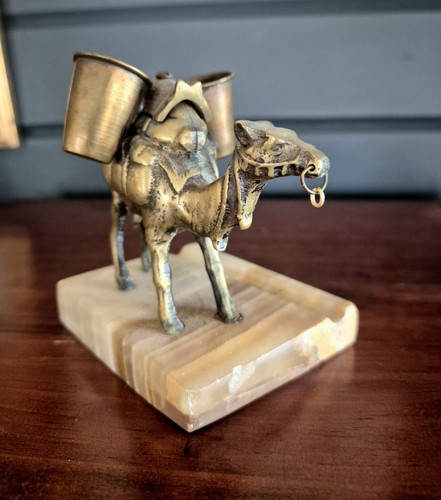 Antique brass camel double ink - brass,