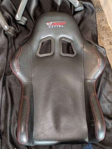 Omega gaming chair - gt,