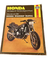 Honda V45 Sabre (VF750S) &
