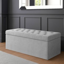 SD Chesterfield Upholstered