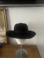 Vintage Ladies Bemona Trend of London Wool  Fedora/Trilby Hat Black Bow Detail