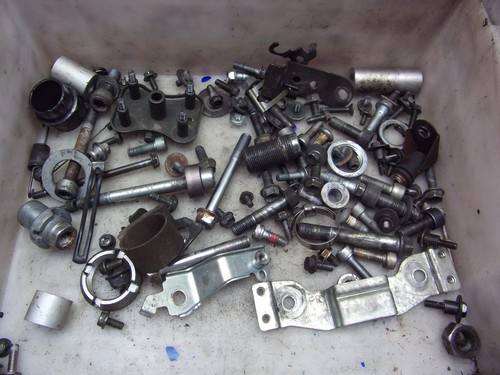 Suzuki 1000 wvbx screws - 1000,