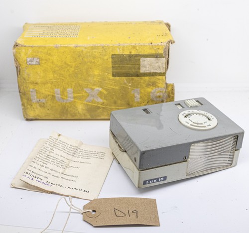 Lux vintage german camera - 16,