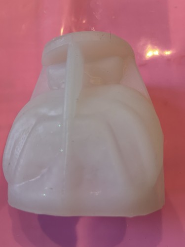 Silicone molds for resin