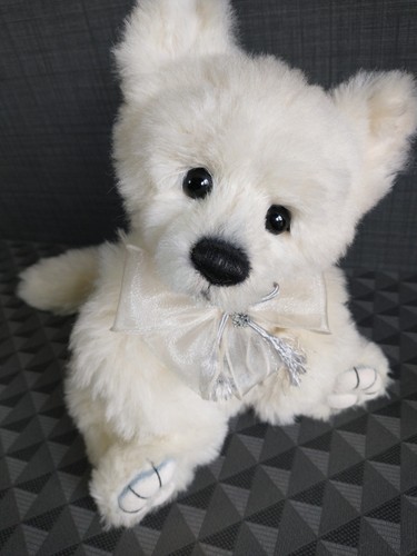Charlie bear uno the arctic - bear,