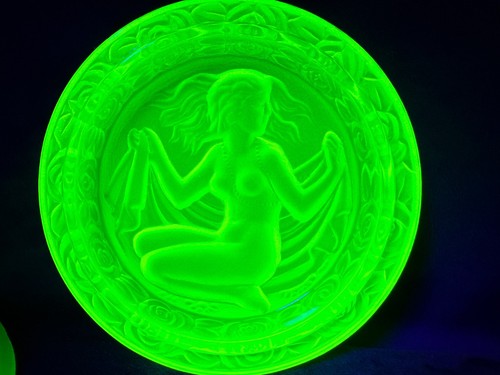 Uranium glass naked lady - naked,