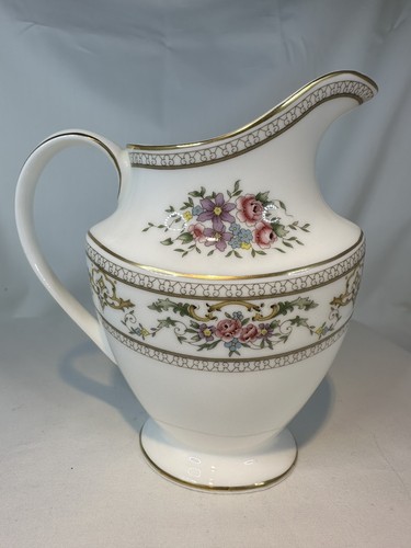 Royal doulton alton - h5055, milk