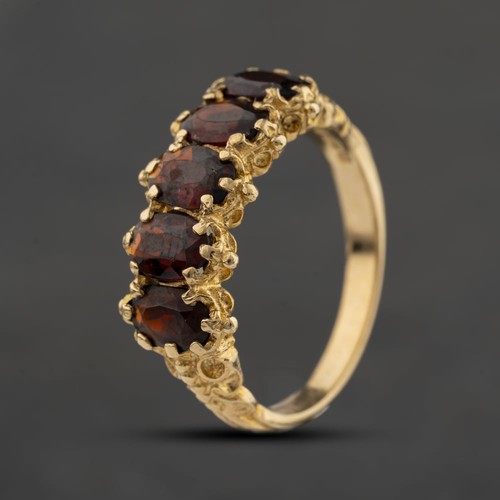 Second hand 9ct yellow gold - second,