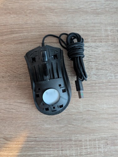 Broken razer deathadder - broken,