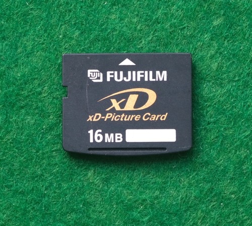 Fujifilm 16mb memory card - xd,
