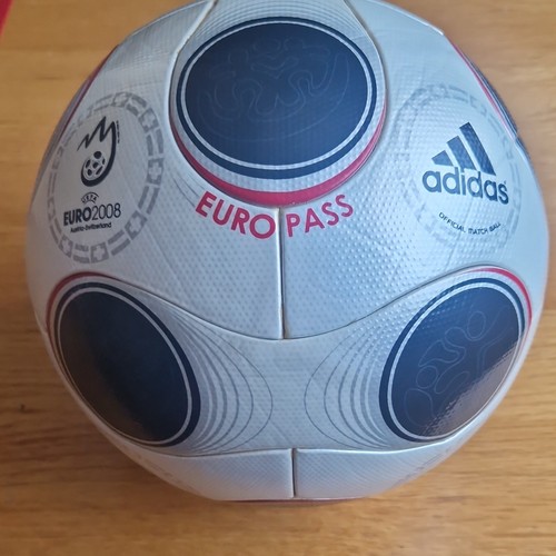 Adidas euro pass - euro, uefa