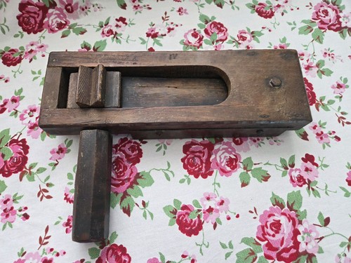 Vintage gas rattle - vintage,