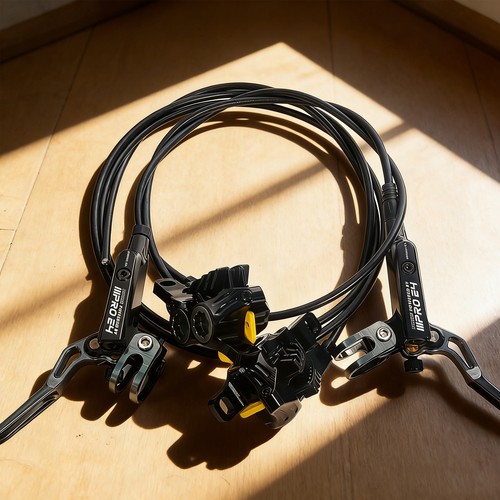 Iiipro zoom 876 4 piston - zoom,