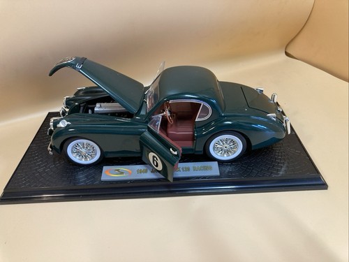 Signature scale die cast - 1/18,