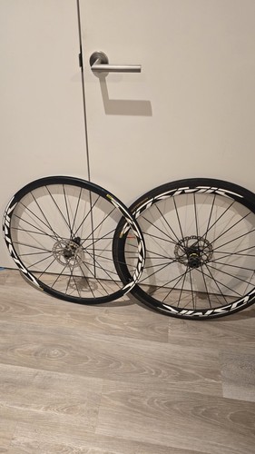 Mavic cosmic 30mm wheelset - mavic,