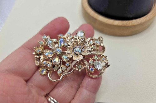 Vintage gold tone floral - vintage, gold-tone