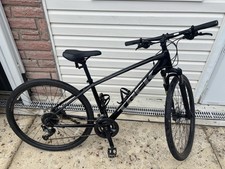 Trek Dual Sport Hybrid Bike