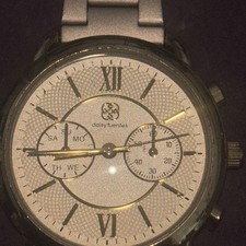 Ladies Fashion Watch By Daisy Fuentes. Quartz Movement. IWO